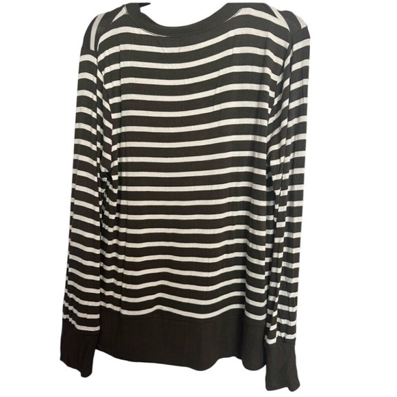 NEW Boutique Women's L Olive Green White Striped Button Front Cardigan Long Slv‎ - Picture 4 of 4